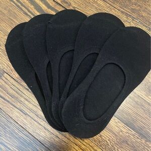 5 pairs of black no show socks